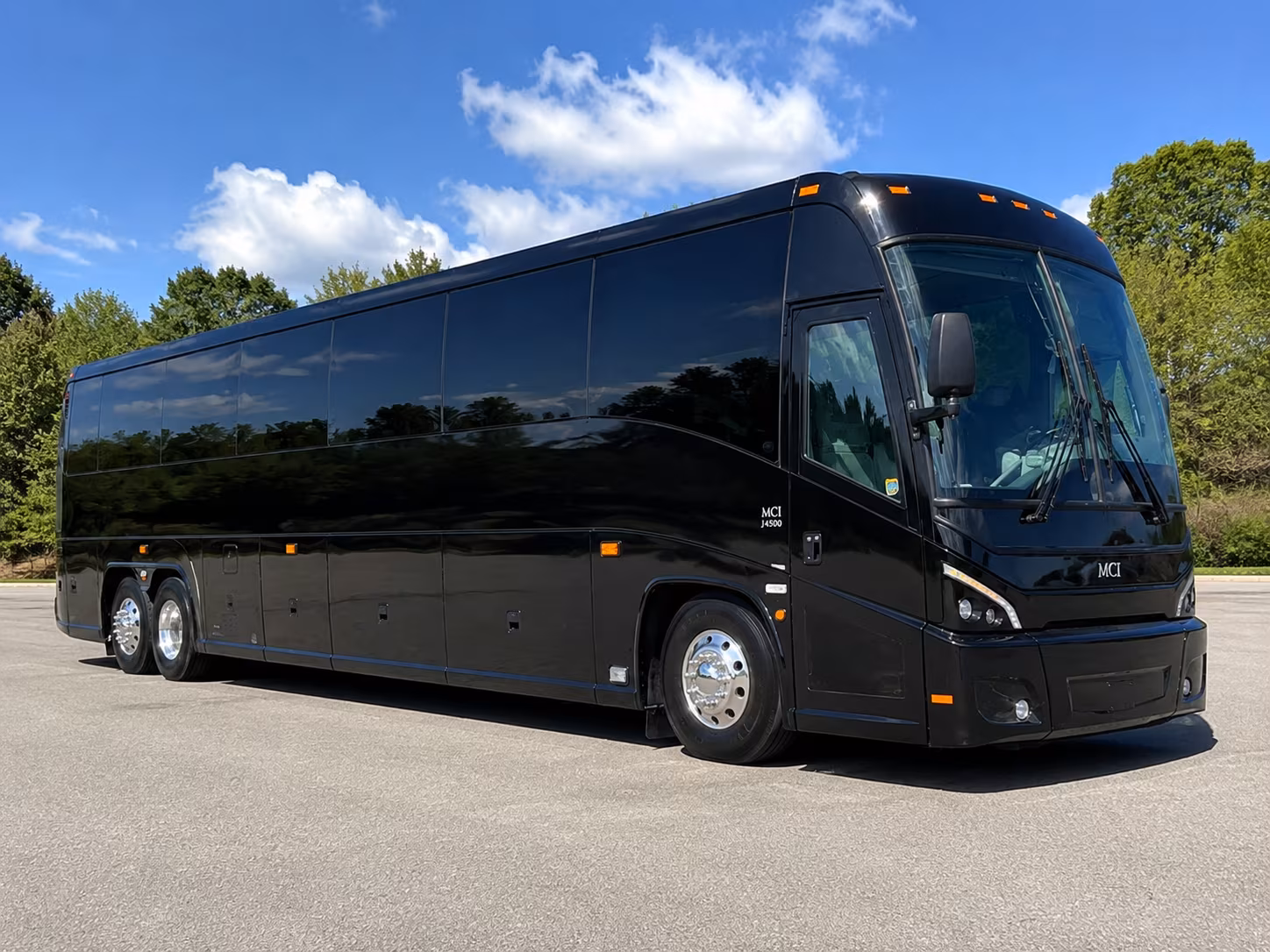 charter buses to the wall street theater and downtown norwalk shows