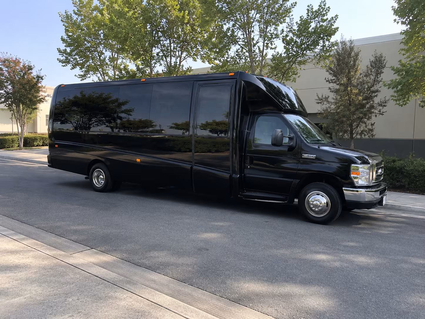 norwalk holiday party bus rental