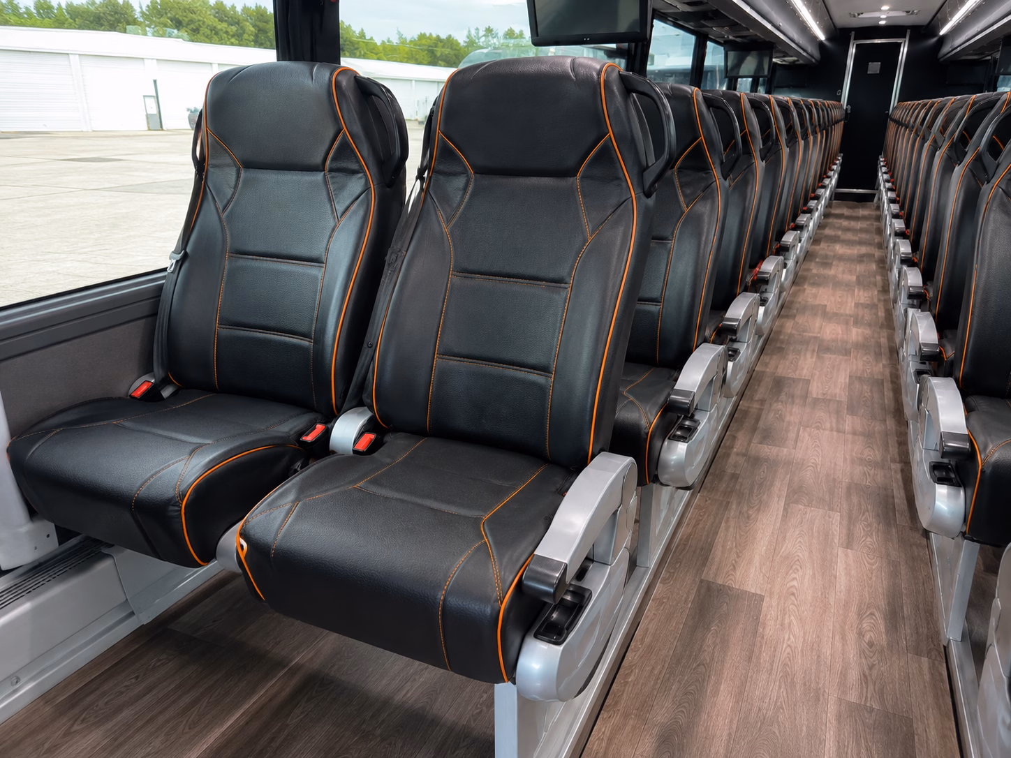 shuttle buses from south norwalk metro north to your wedding venue